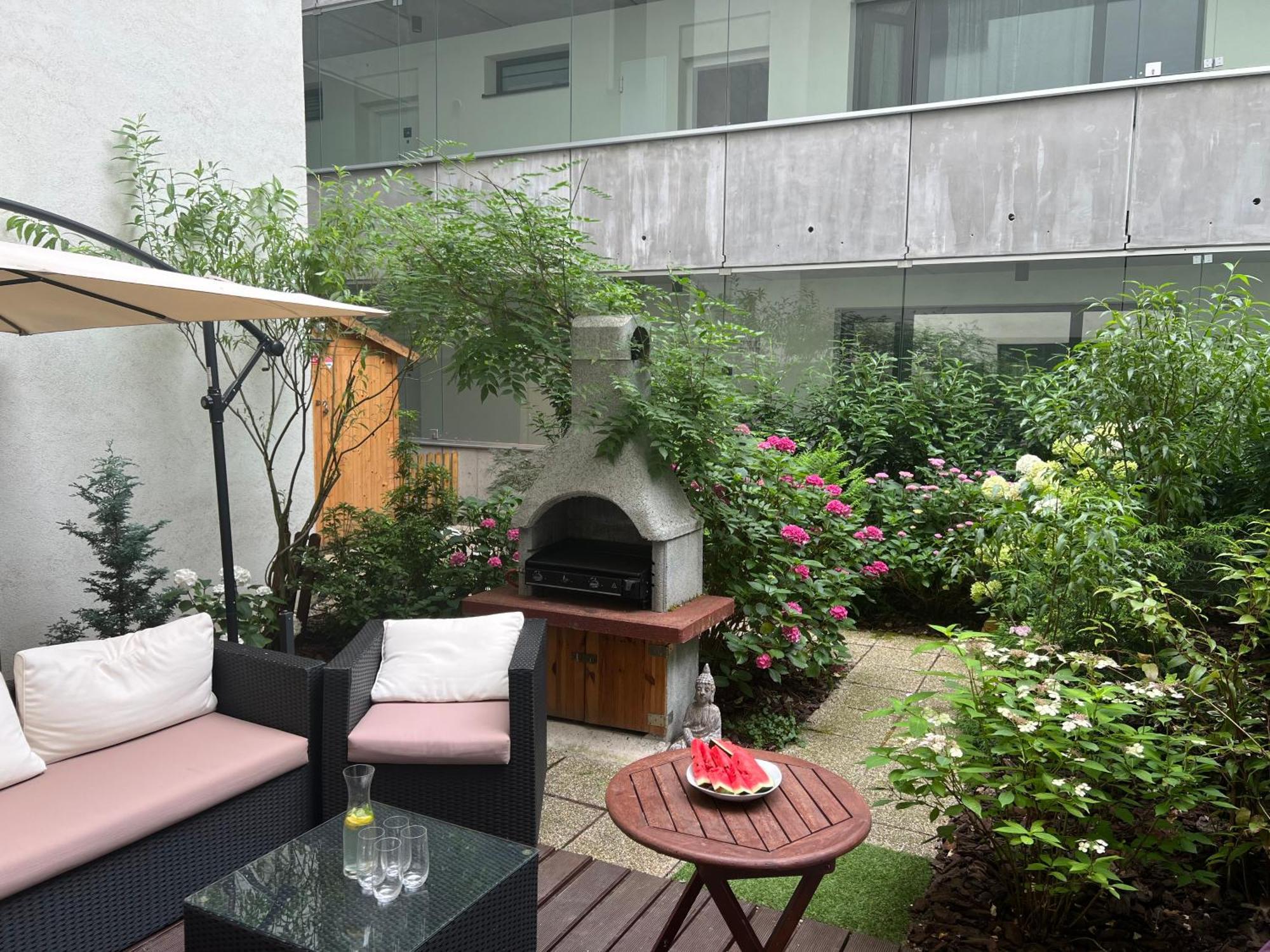 Forest Park Garden Apartment 布拉迪斯拉发 外观 照片
